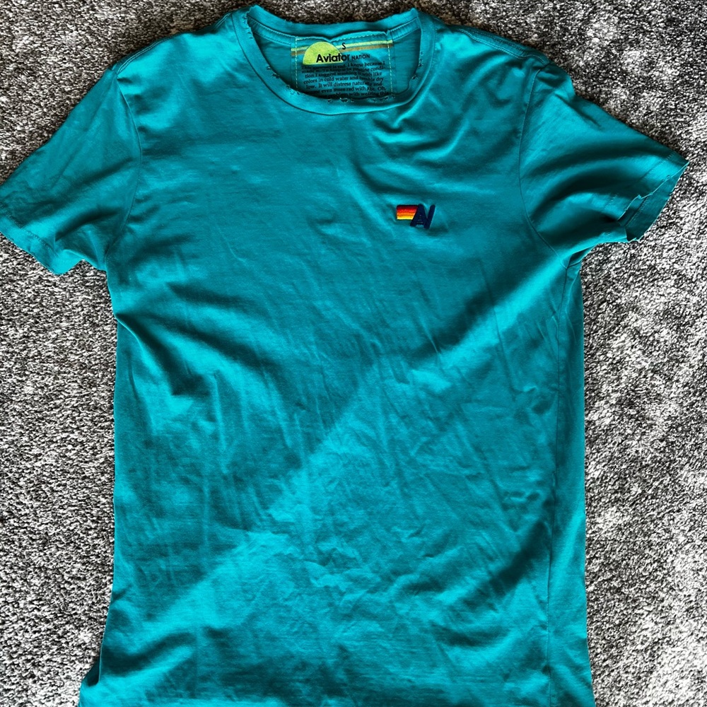 Aviator Nation like new Jade Unisex distressed Basic Tee